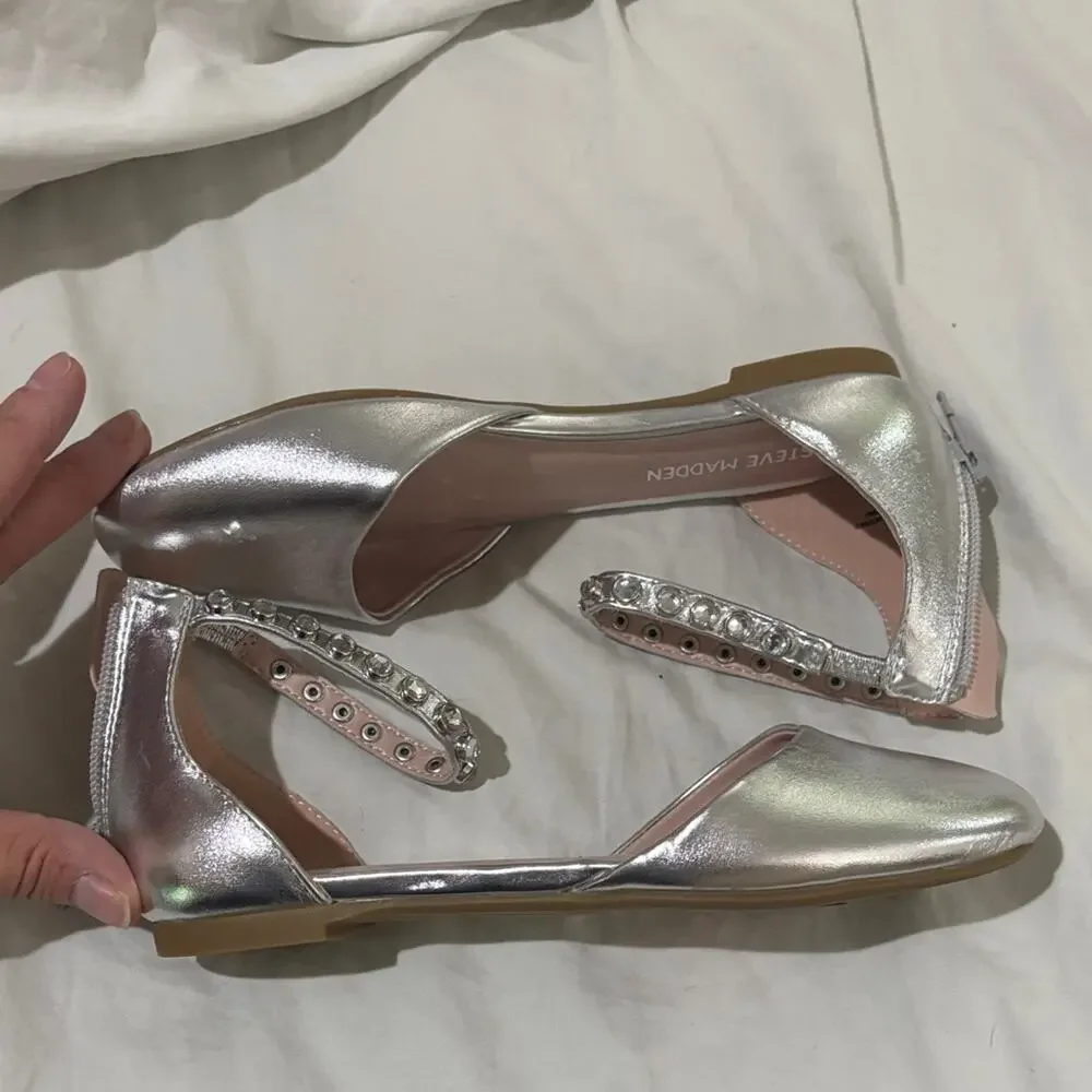 Steve Madden 2 Silver Flats with Embellished Straps flats nwt